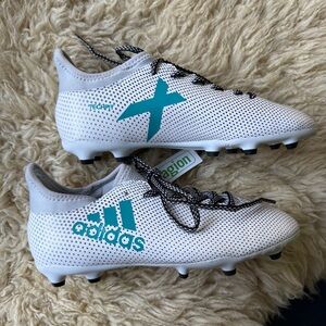 NWT Adidas Youth X 17.3 FG Soccer Cleat - White/EnergyBlue/Black 4.5Y